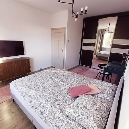 Pod Papugami By Meadow 克拉科夫